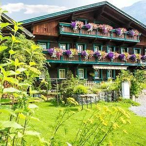 Apartment Altes Holzhaus