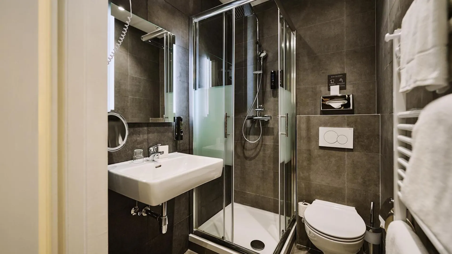 The Weekend Hotel Vienna 4*,